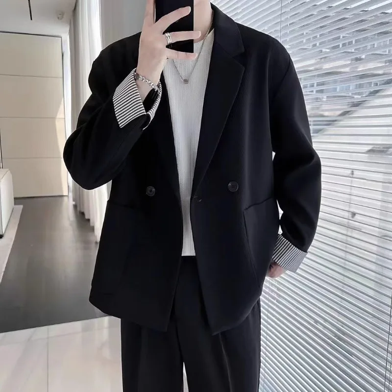Men's Korean Style Blazer Autumn Winter Loose Fit Casual Suit Jacket Solid Color Streetwear Business Casual Coat
Men's Korean Style Blazer Autumn Winter Loose Fit Casual Suit Jacket Solid Color Streetwear Business Casual Coat