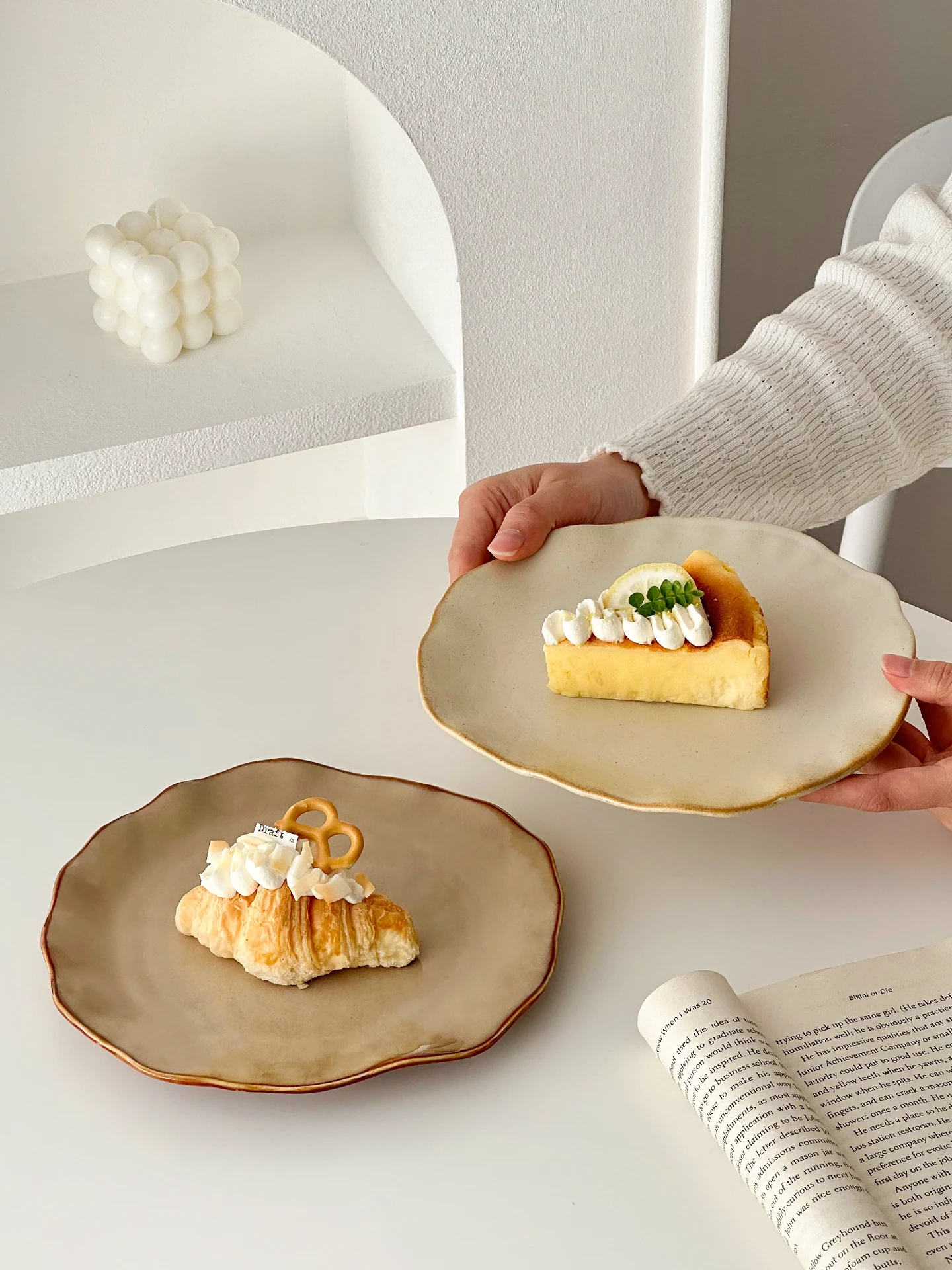 Retro Cerc Dinner Plate Western Dining Meal Plate Dert Cake Breakfast Pasta Steak Dinnerware Diwaer Se Heat Resis...
Retro Cerc Dinner Plate Western Dining Meal Plate Dert Cake Breakfast Pasta Steak Dinnerware Diwaer Se Heat Resis...