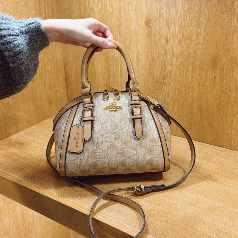Stylish Vintage Messenger Bag Women Elegant Leather Crossbody Purse Minimalist Parisian Design Solid Color Luxury Casual Tote
Stylish Vintage Messenger Bag Women Elegant Leather Crossbody Purse Minimalist Parisian Design Solid Color Luxury Casual Tote