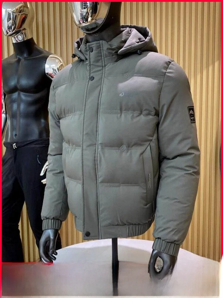 Men's Outdoor Winter Coat High Fluffy Warm Waterproof Hooded Cotton Jaet Polyester Filling Zipper Closure Casual Sle
Men's Outdoor Winter Coat High Fluffy Warm Waterproof Hooded Cotton Jaet Polyester Filling Zipper Closure Casual Sle