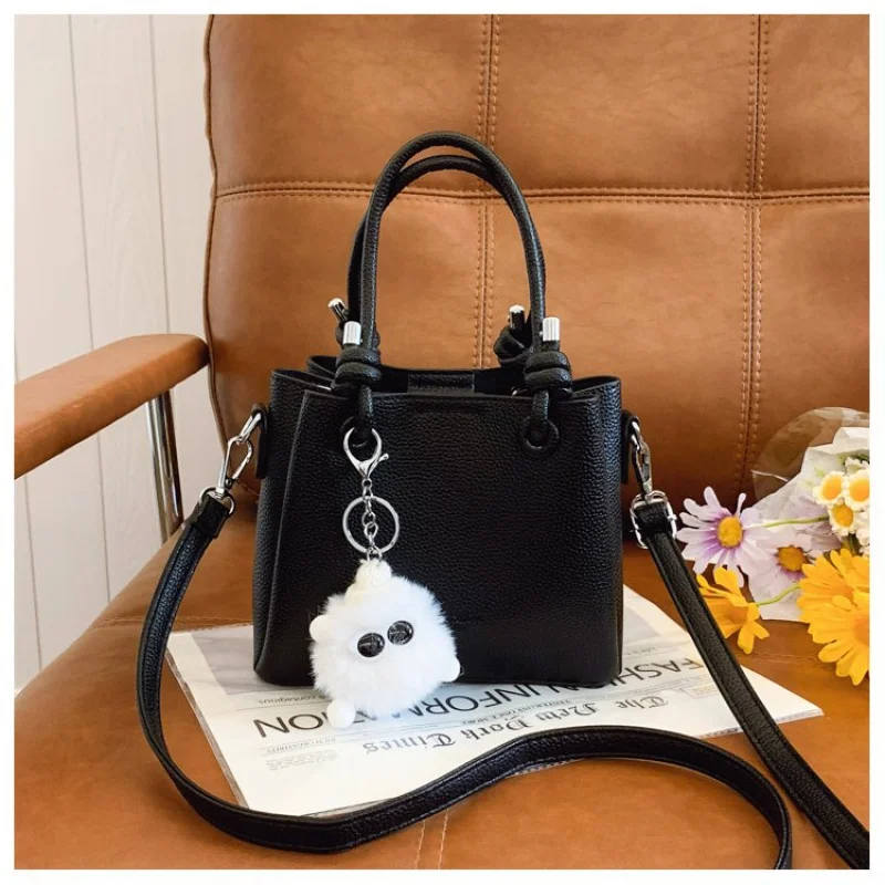 Elegant Classic Ladies Messenger Bag In Leather, Women Tote Shoulder Handbag By Famous Designer 
Elegant Classic Ladies Messenger Bag In Leather, Women Tote Shoulder Handbag By Famous Designer