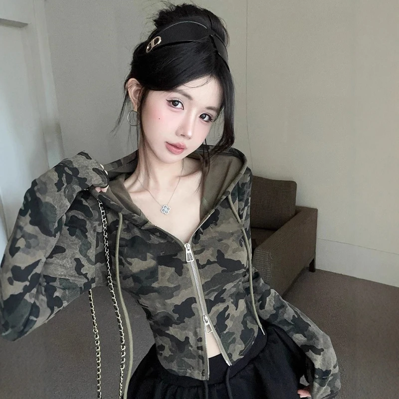 Fashion Hot Girls Camouflage Jacket Street Style Long Sleeve Slim Zip-up Hooded Top
Fashion Hot Girls Camouflage Jacket Street Style Long Sleeve Slim Zip-up Hooded Top