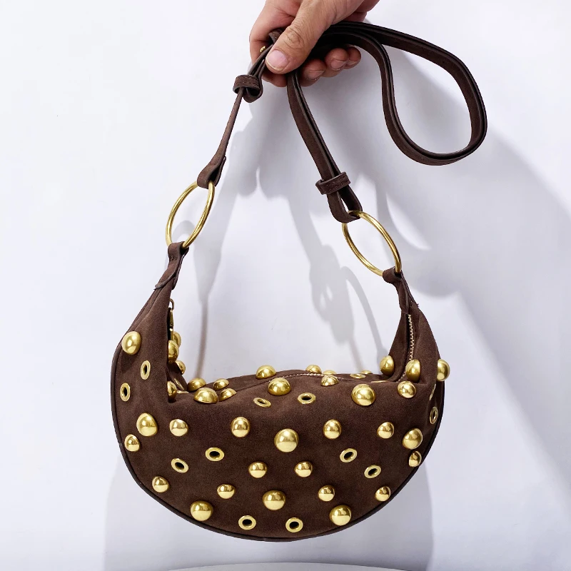 Vintage Slim Faux Suede Crescent Bags For Women Luxury Designer Handbags Purses 2025 New In Rivet Hollow Small Underarm Shoulder
Vintage Slim Faux Suede Crescent Bags For Women Luxury Designer Handbags Purses 2025 New In Rivet Hollow Small Underarm Shoulder