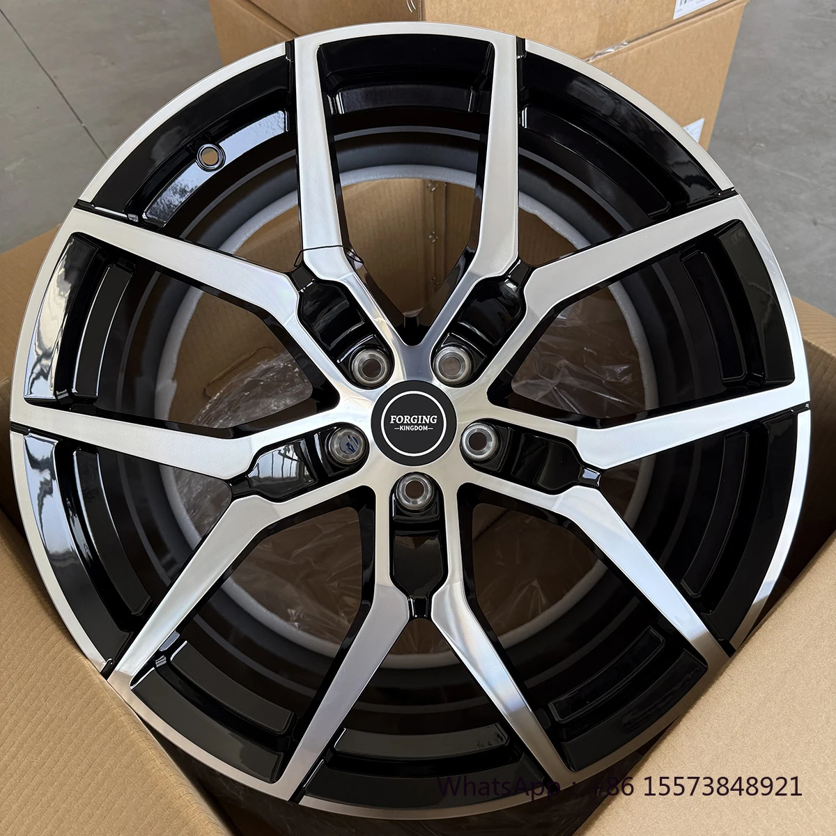 Premium Custom Forged Aluminum Alloy Wheels CNC Machined for Luxury OEM Custom High-Quality Alloy Wheels 19 20 21 22inchs
Premium Custom Forged Aluminum Alloy Wheels CNC Machined for Luxury OEM Custom High-Quality Alloy Wheels 19 20 21 22inchs