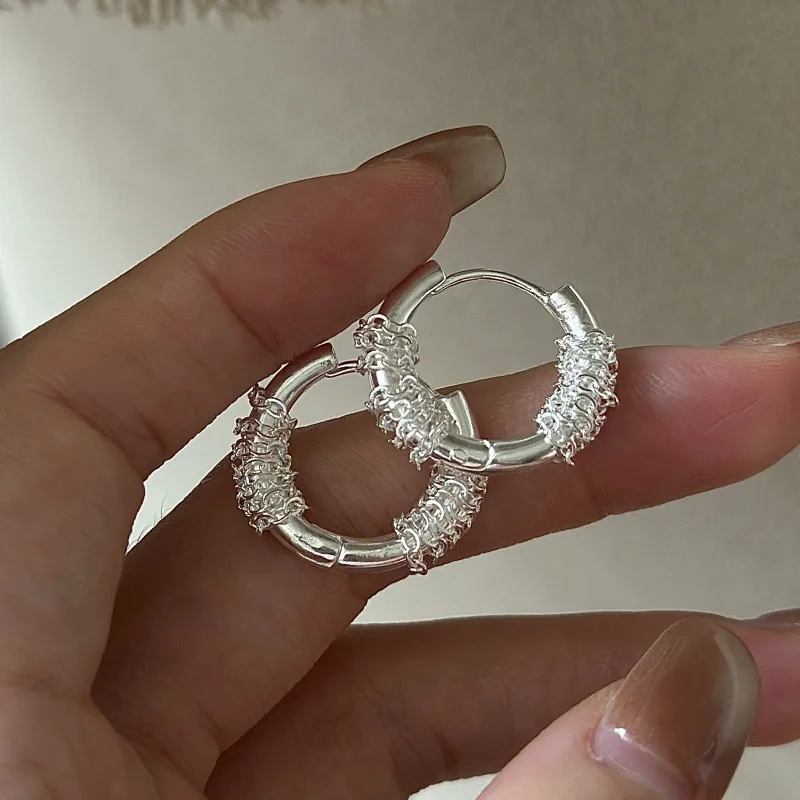 S925 Sterling Silver French Niche Design Sense Retro Woven Ear Buckle Fashion Sense Personalized Ear Jewelry Wholesale
S925 Sterling Silver French Niche Design Sense Retro Woven Ear Buckle Fashion Sense Personalized Ear Jewelry Wholesale