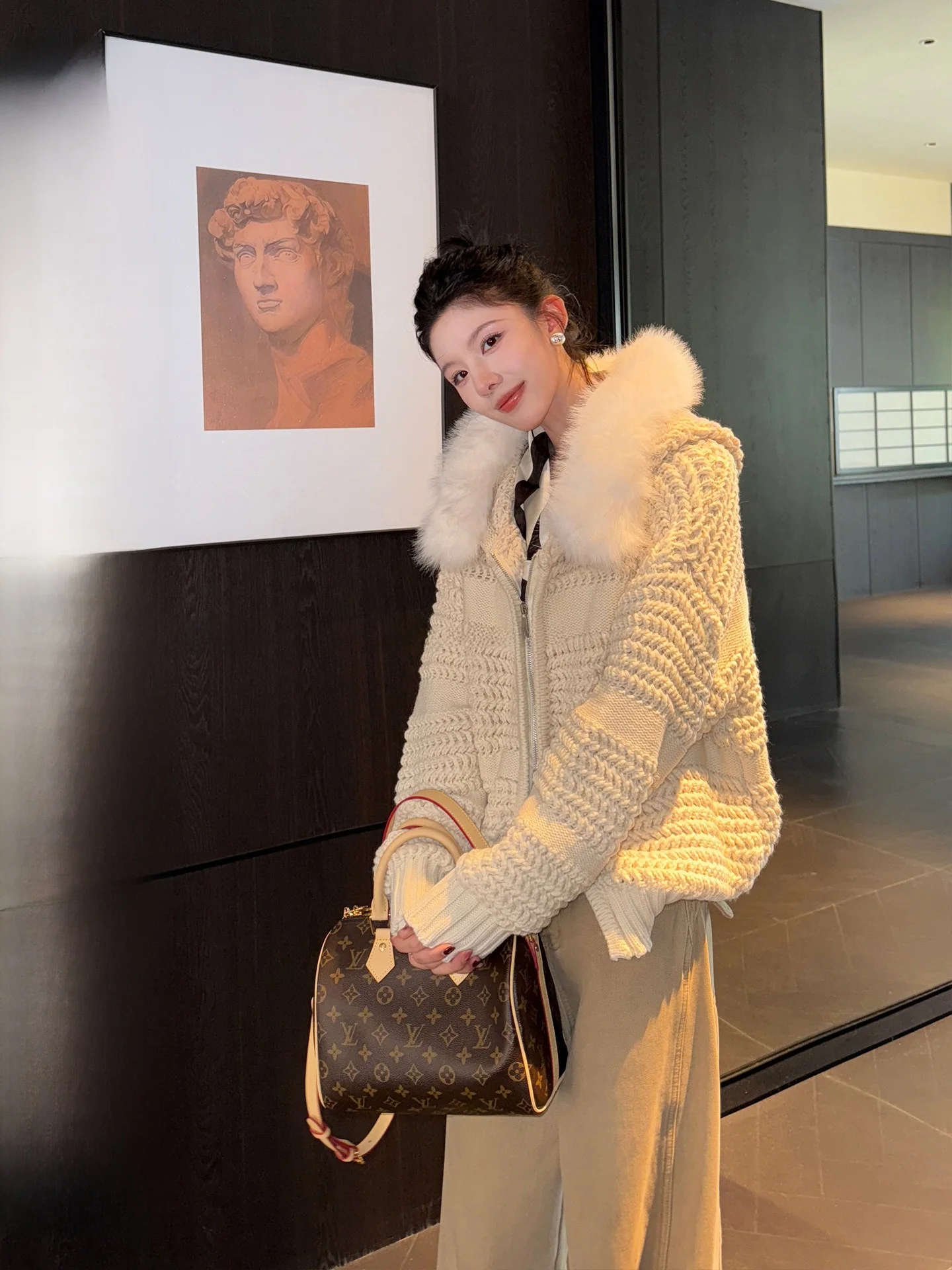 Свободный вязаный свитер, женский повседневный свитер Sle Milan Travel Series, пальто с меховым воротником и капюшоном на зиму
Свободный вязаный свитер, женский повседневный свитер Sle Milan Travel Series, пальто с меховым воротником и капюшоном на зиму