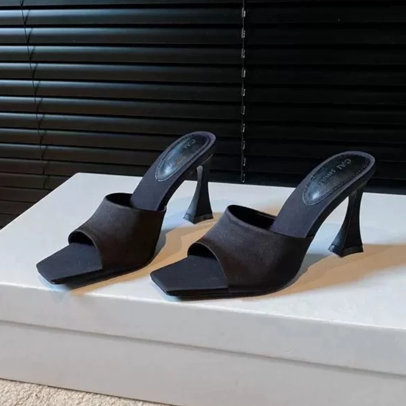 Women High Heels Square Toe Sandals Chunky Slippers Party Shoes Elegant 2025 Summer Sexy Pumps Wedding Shoes Dress Flip Flops
Women High Heels Square Toe Sandals Chunky Slippers Party Shoes Elegant 2025 Summer Sexy Pumps Wedding Shoes Dress Flip Flops