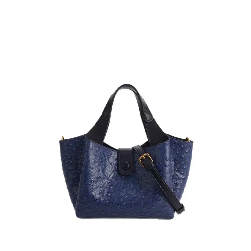 Luxury Diaper Bag Minimalist Solid Color Tote Original Retro Crossbody Elegant And Fashionable For Shopping Or Party
Luxury Diaper Bag Minimalist Solid Color Tote Original Retro Crossbody Elegant And Fashionable For Shopping Or Party