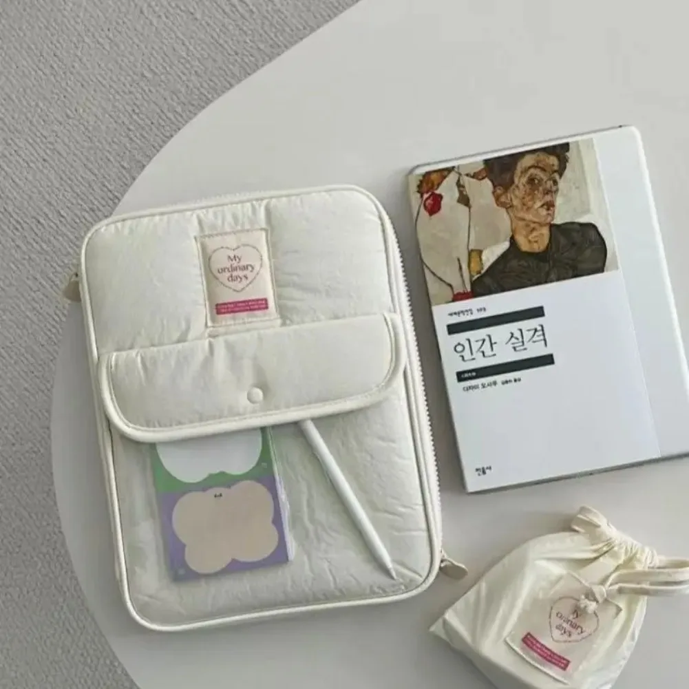 Slim Tablet Sleeve Case 11-14 Inch Waterproof Simple Bag for IPad 2018-2021 Air 1/2 Pro 9.7 Mini 2/3/4 Protective Pouch Cover
Slim Tablet Sleeve Case 11-14 Inch Waterproof Simple Bag for IPad 2018-2021 Air 1/2 Pro 9.7 Mini 2/3/4 Protective Pouch Cover