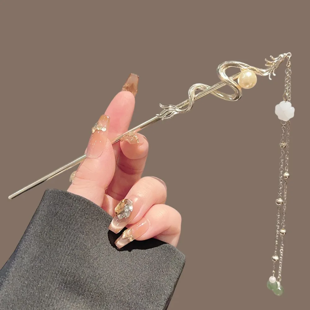 1pc Golden Dragon Patterned Pearl Hairpin Tassel Jade Pendant Headwear Retro Chinese Fashion Fairy Style Hanfu Accessories
1pc Golden Dragon Patterned Pearl Hairpin Tassel Jade Pendant Headwear Retro Chinese Fashion Fairy Style Hanfu Accessories