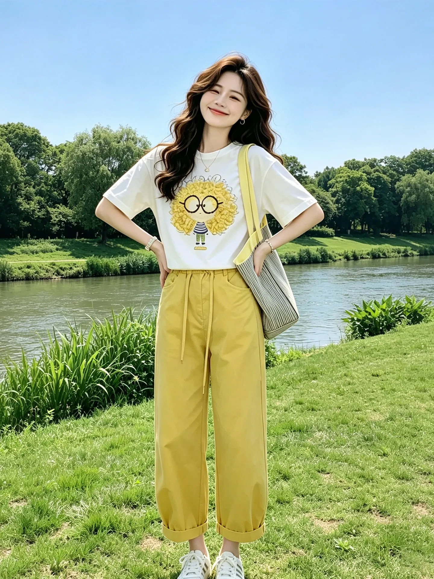 Summer Fashion plus Size Korean Style Printed Short Sleeve T-Shirt And Loose Casual Pants Two Piece Set Breathable Lightweight
Summer Fashion plus Size Korean Style Printed Short Sleeve T-Shirt And Loose Casual Pants Two Piece Set Breathable Lightweight