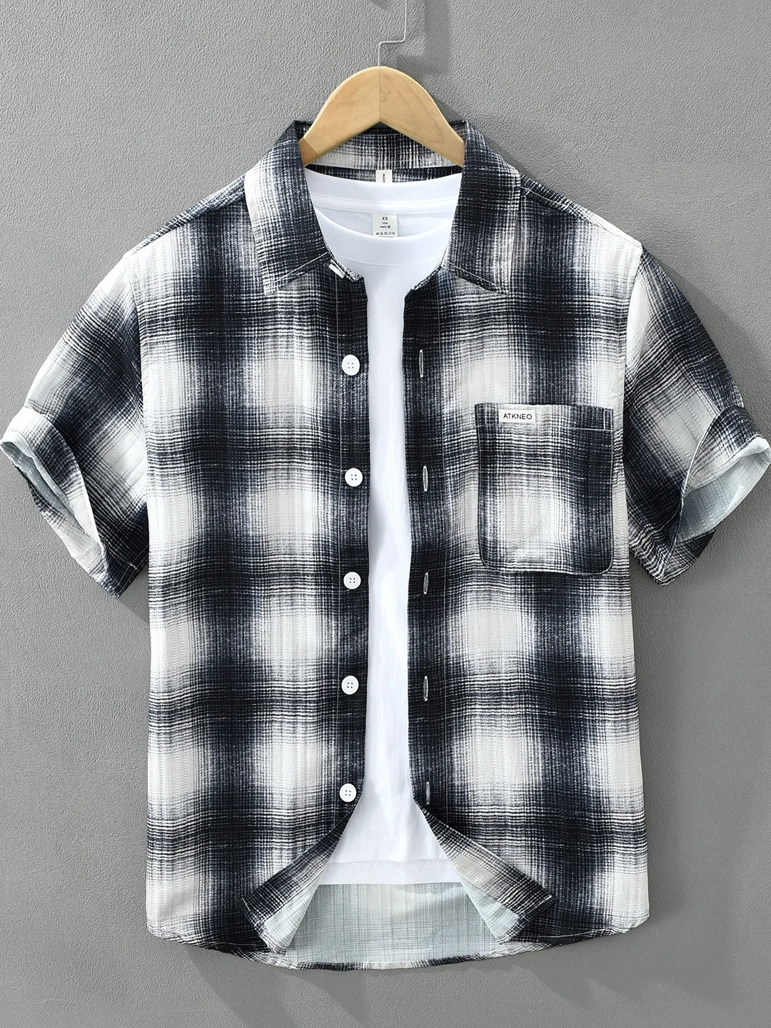 Retro Japanese Plaid Brushed Short Sleeve Men's Summer Thin Breathable Casual Shirt Street Style Loose Fit Polyester
Retro Japanese Plaid Brushed Short Sleeve Men's Summer Thin Breathable Casual Shirt Street Style Loose Fit Polyester