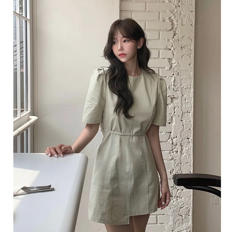 2026 Summer New Hot Selling Cotton Temperament Lace up Waist Collection Bubble Sleeves Solid Color Dress for Women
2026 Summer New Hot Selling Cotton Temperament Lace up Waist Collection Bubble Sleeves Solid Color Dress for Women