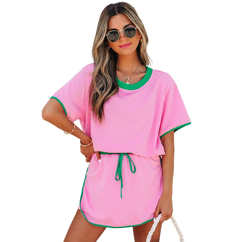 Patchwork Short Sleeve T-shirt And Shorts Sets Fashion Chic Tees + Elast Waist Shorts Women Outfits 2pcs 2025 New Summer Suit
Patchwork Short Sleeve T-shirt And Shorts Sets Fashion Chic Tees + Elast Waist Shorts Women Outfits 2pcs 2025 New Summer Suit