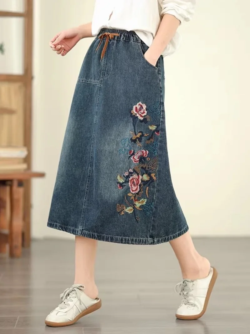 Джинсовая юбка с этнической вышивкой, неровный подол и эластичная талия, свободная джинсовая юбка средней длины (стиль W1994)
Джинсовая юбка с этнической вышивкой, неровный подол и эластичная талия, свободная джинсовая юбка средней длины (стиль W1994)