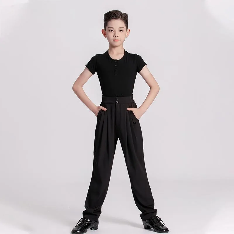 customized New children's Latin men's buckle short sleeved slim fit pants dance practice set professional performance costume
customized New children's Latin men's buckle short sleeved slim fit pants dance practice set professional performance costume