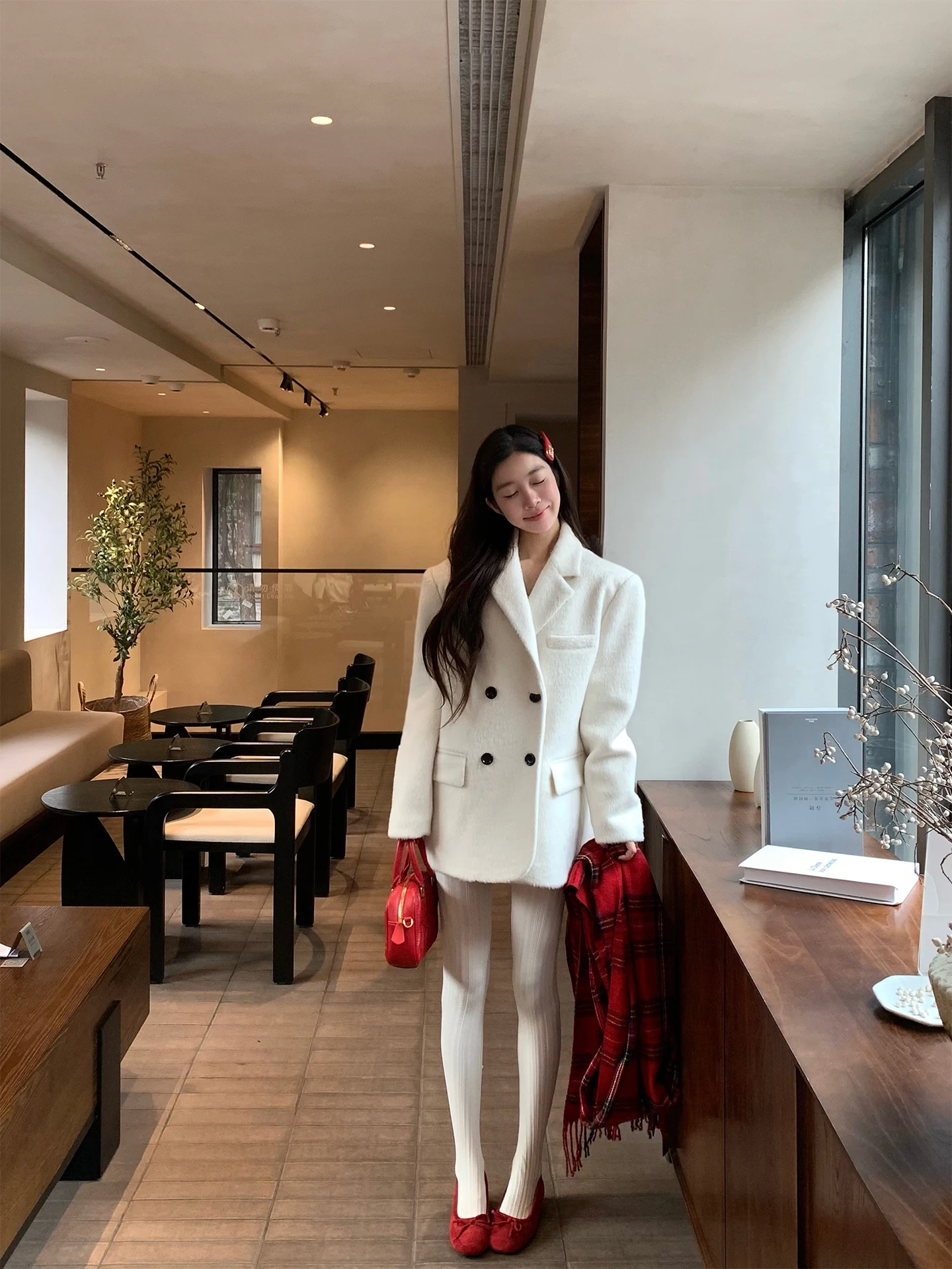 Fheer корейский шерстяной костюм Jaet женский весенне-осенне-зимний костюм Thiened Long Sve двубортное пальто
Fheer корейский шерстяной костюм Jaet женский весенне-осенне-зимний костюм Thiened Long Sve двубортное пальто