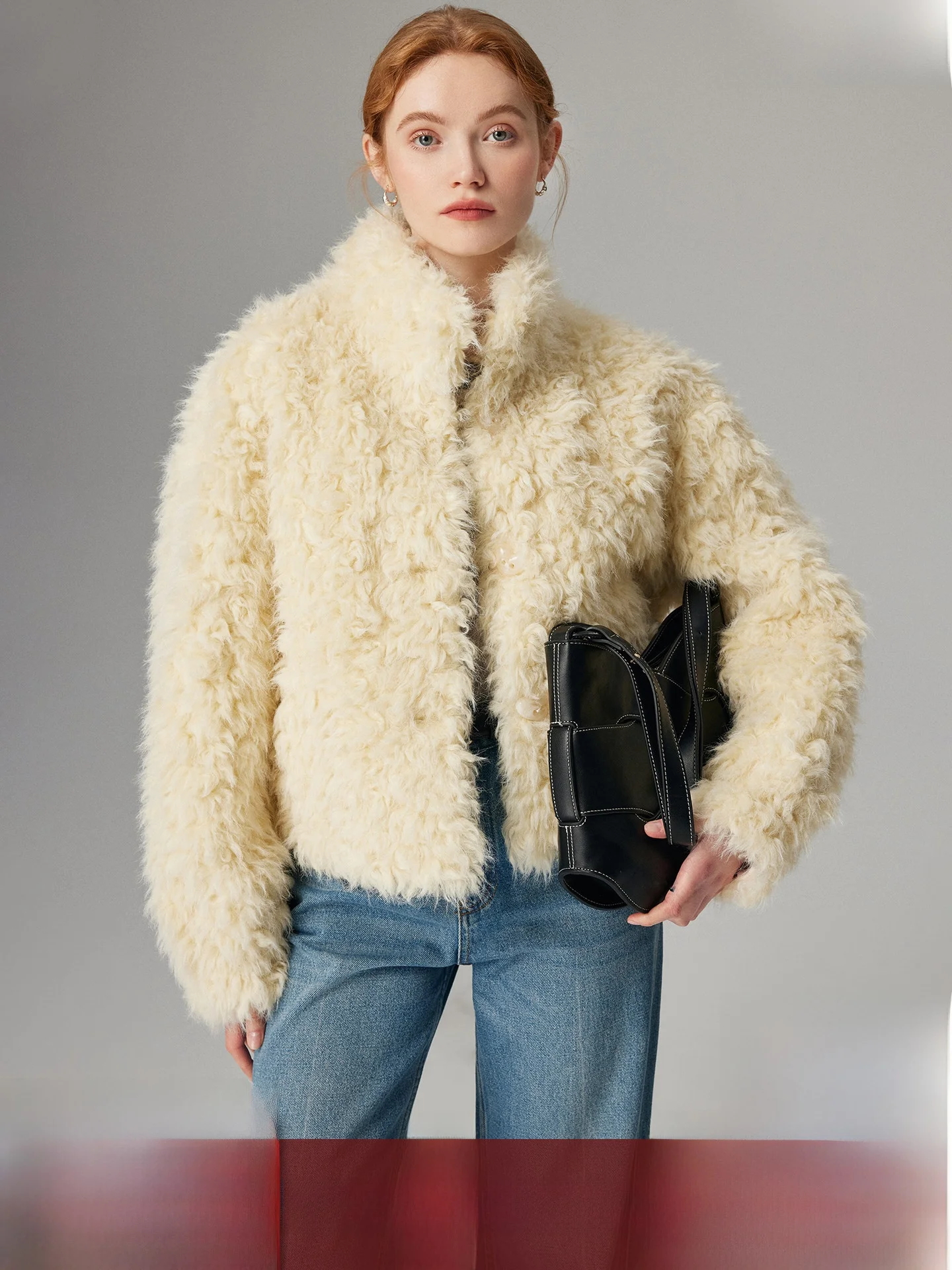 Eco-Friendly ort Women's Fur Coat Inteated Leather And Fur Roll Sve Long Hair Winter New Sle Korean Commute Sle
Eco-Friendly ort Women's Fur Coat Inteated Leather And Fur Roll Sve Long Hair Winter New Sle Korean Commute Sle