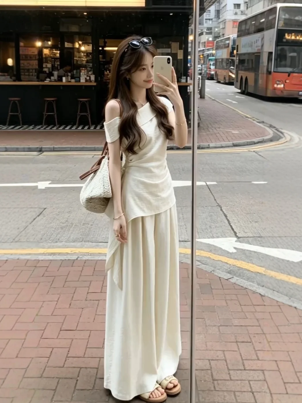 Summer 2026 Women's Slimming High Waist Wide Leg Pants Short Sleeve Drawstring Sash Asymmetrical Shoulder Two Piece Set
Summer 2026 Women's Slimming High Waist Wide Leg Pants Short Sleeve Drawstring Sash Asymmetrical Shoulder Two Piece Set
