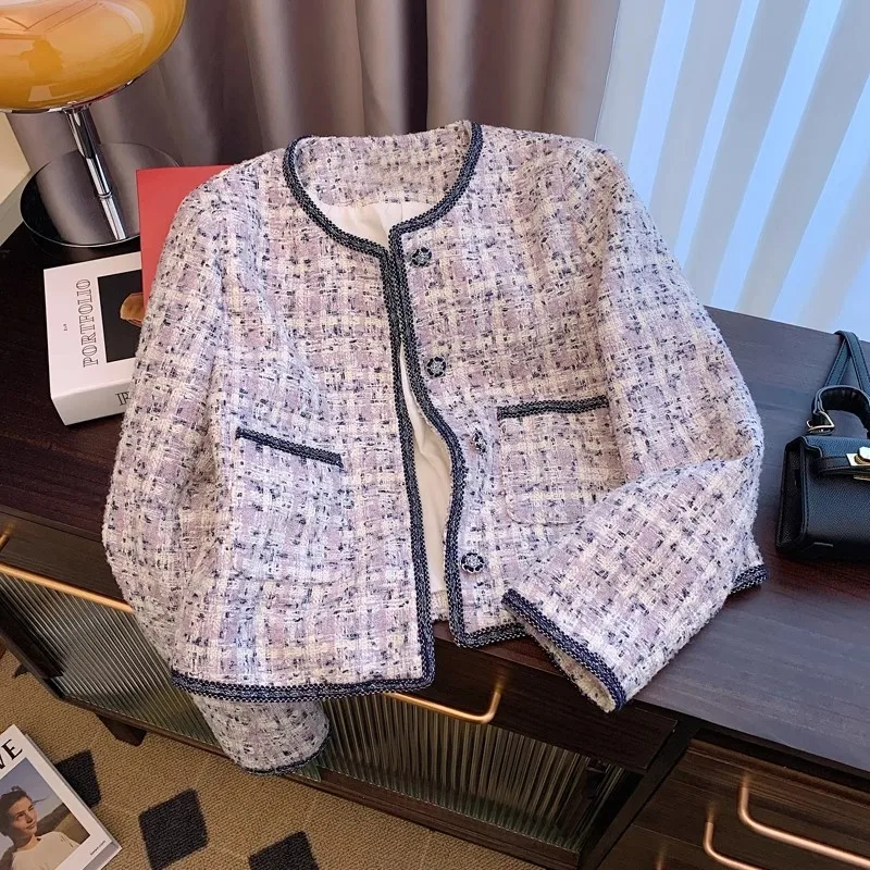 Fashionable Round Neck French Fragrant Coat Women's 2023 Autumn New Tweed Plaid Jackets
Fashionable Round Neck French Fragrant Coat Women's 2023 Autumn New Tweed Plaid Jackets