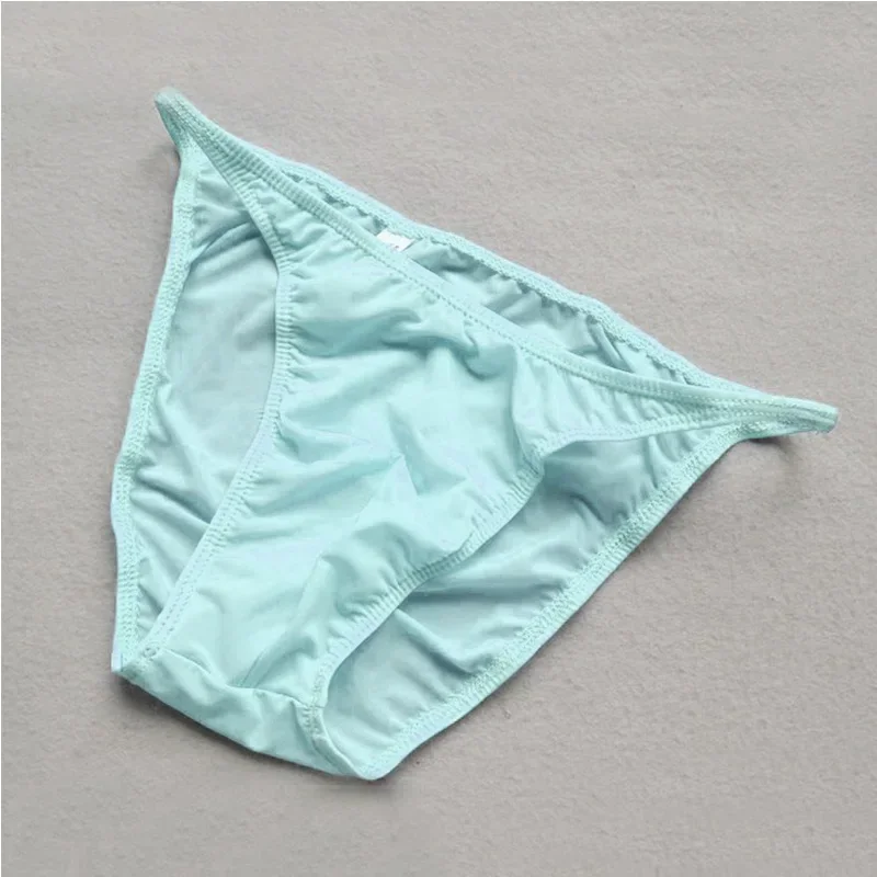 Mens Sexy Lingerie Soft Silky Underwear Trucks Breathable Briefs Seamless Panties Ultra-Thin Homewear Elastic Underpants Shorts
Mens Sexy Lingerie Soft Silky Underwear Trucks Breathable Briefs Seamless Panties Ultra-Thin Homewear Elastic Underpants Shorts