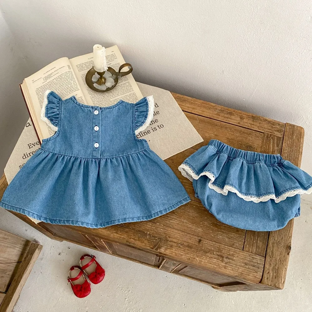 Джинсовые топы вишневого цвета для новорожденных, многослойные шаровары, шорты, хлопковая одежда из 2 предметов, костюм, летний комплект одежды для маленьких девочек 2025 года, От 0 до 3 лет
Джинсовые топы вишневого цвета для новорожденных, многослойные шаровары, шорты, хлопковая одежда из 2 предметов, костюм, летний комплект одежды для маленьких девочек 2025 года, От 0 до 3 лет