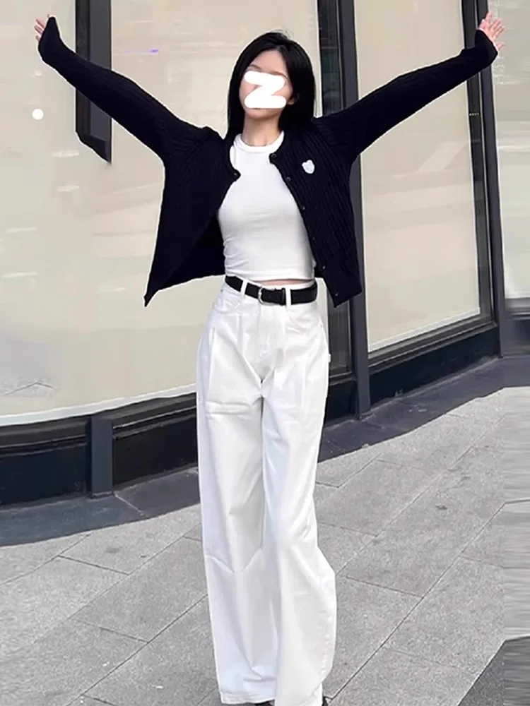 White High Waist Pleated Straight Wide Leg Jeans Women's Loose Slimming Drapey Pants Casual High Waist Wide Leg Jeans
White High Waist Pleated Straight Wide Leg Jeans Women's Loose Slimming Drapey Pants Casual High Waist Wide Leg Jeans
