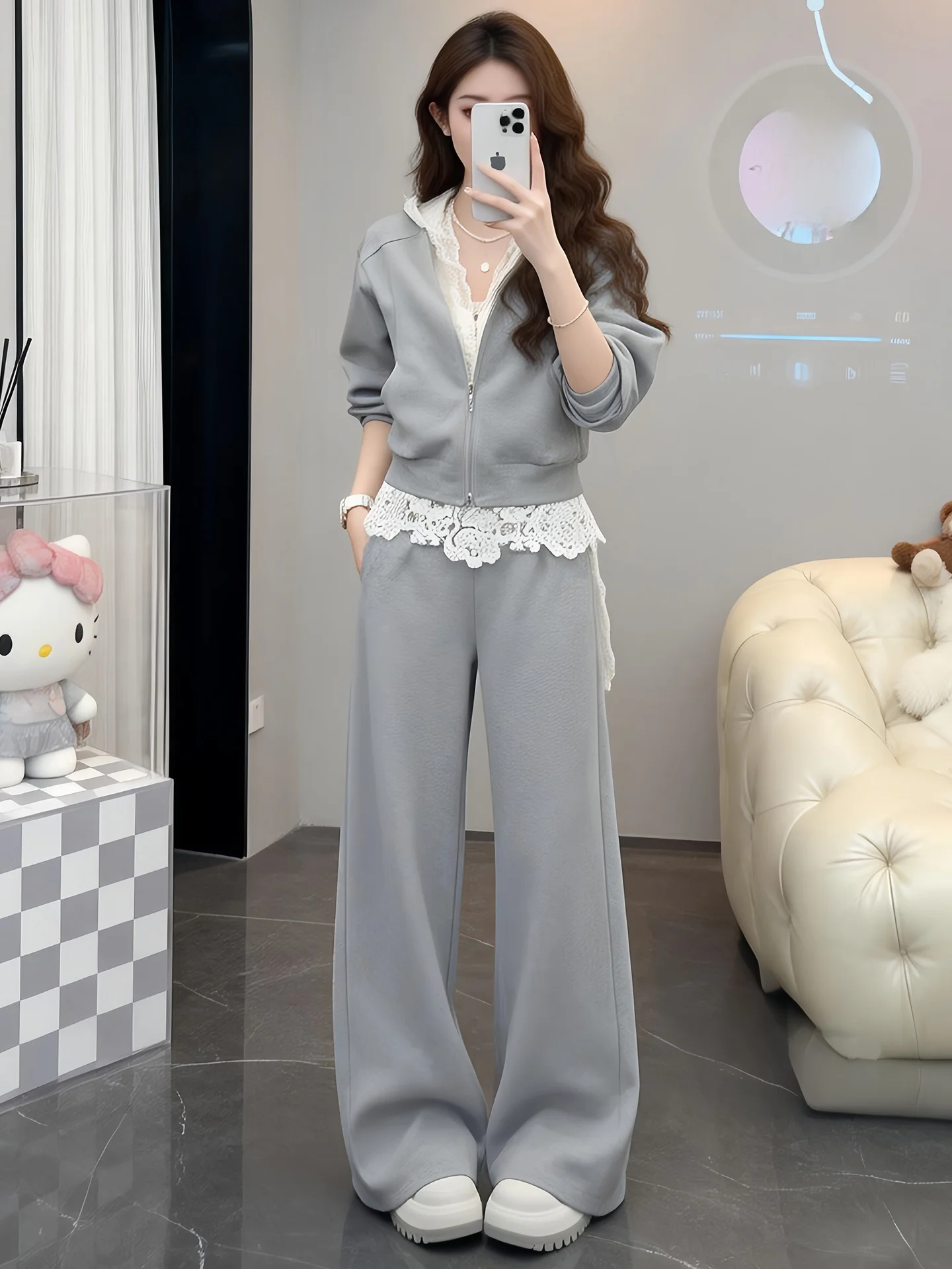 Fashionable Lace Splice Hat Short Coat Wide Leg Pants Two Piece Set Women Spring Autumn Casual Suit Zipper Closure Long Sleeve
Fashionable Lace Splice Hat Short Coat Wide Leg Pants Two Piece Set Women Spring Autumn Casual Suit Zipper Closure Long Sleeve