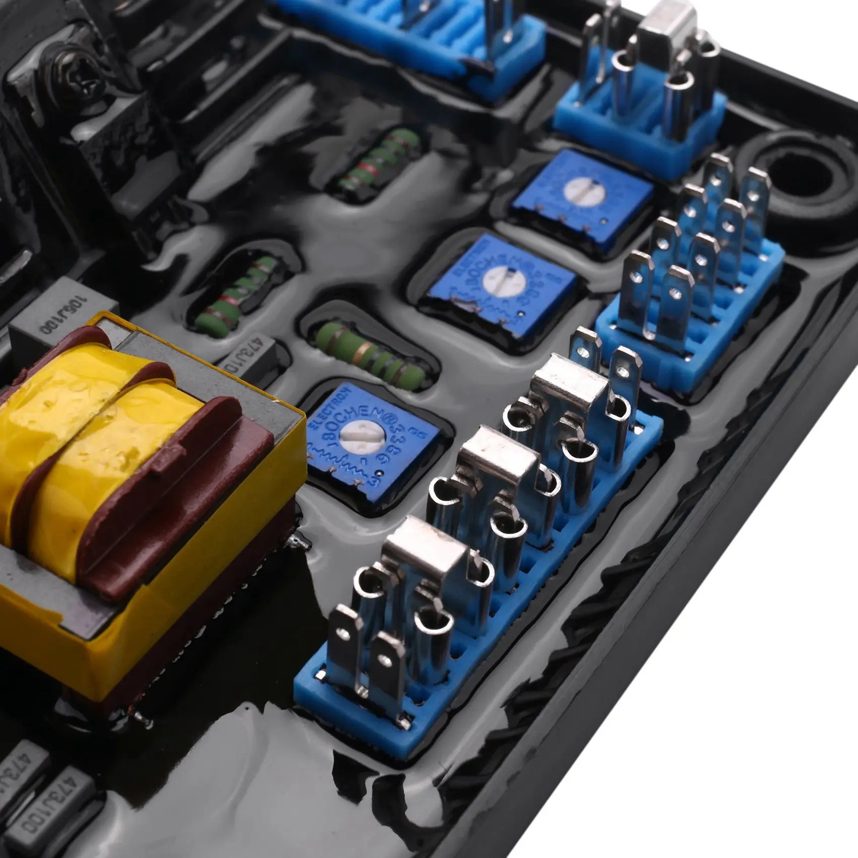 Solid 2X Avr Mx341 Two Phase Sensed Automatic Voltage Regulator For Generator
Solid 2X Avr Mx341 Two Phase Sensed Automatic Voltage Regulator For Generator