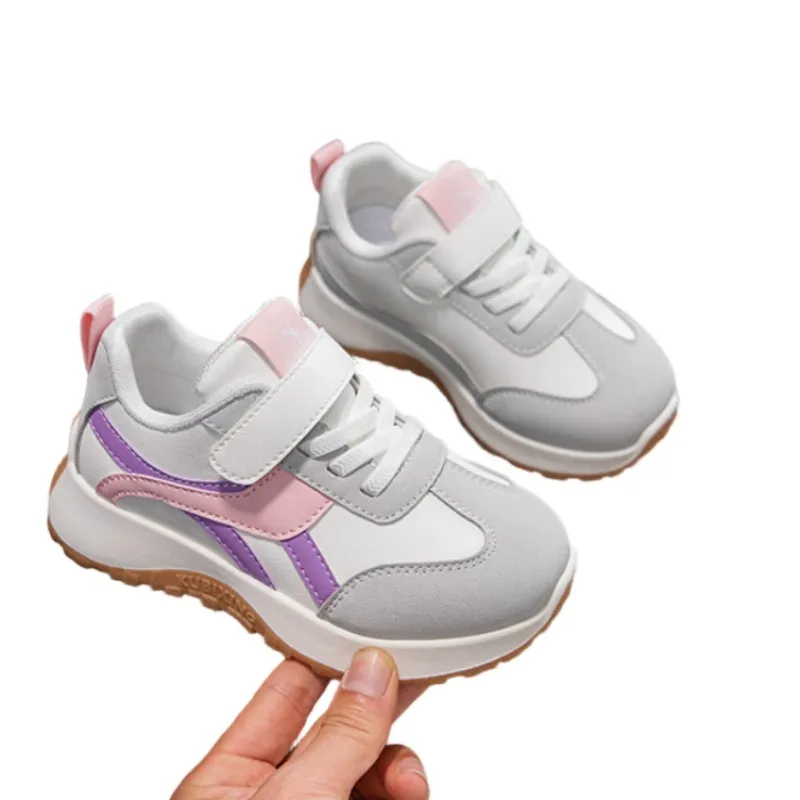 Новые детские спортивные кроссовки для школьников, мягкая подошва, сетчатые, повседневные, для детей старшего возраста, легкие кроссовки для бега
Новые детские спортивные кроссовки для школьников, мягкая подошва, сетчатые, повседневные, для детей старшего возраста, легкие кроссовки для бега