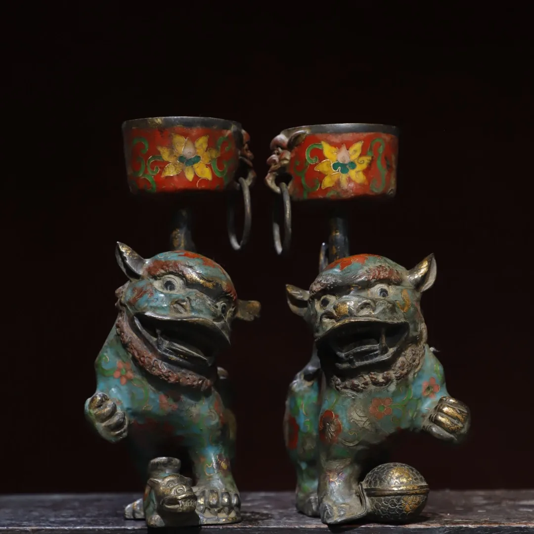 8"Tibetan Temple Collection Old Bronze Cloisonne Enamel Flower Pattern Lion Statue A Pair Candlestick Candle Holder Worship Hall
8"Tibetan Temple Collection Old Bronze Cloisonne Enamel Flower Pattern Lion Statue A Pair Candlestick Candle Holder Worship Hall
