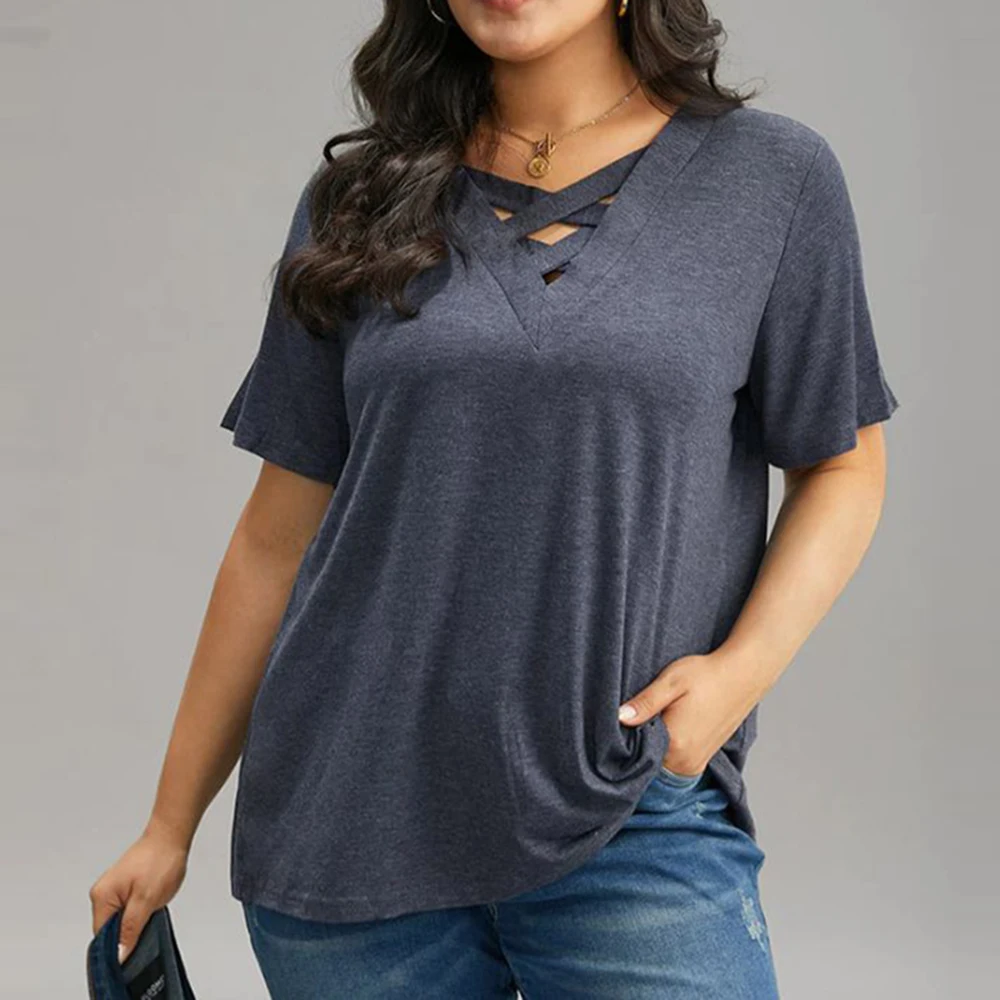 Women’s Plus Size T-Shirt Casual Cross Belt V-Neck Short Sleeves Solid Loose Tops 2025 Summer New Female Dailywear T-Shirts Tees
Women’s Plus Size T-Shirt Casual Cross Belt V-Neck Short Sleeves Solid Loose Tops 2025 Summer New Female Dailywear T-Shirts Tees