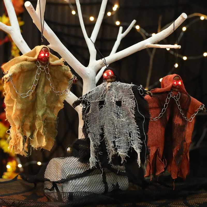 Halloween Hanging Witche with Light and Scary Voice Halloween Hanging Witch Decor with Hat for Outdoor Haunted House Prop Décor
Halloween Hanging Witche with Light and Scary Voice Halloween Hanging Witch Decor with Hat for Outdoor Haunted House Prop Décor