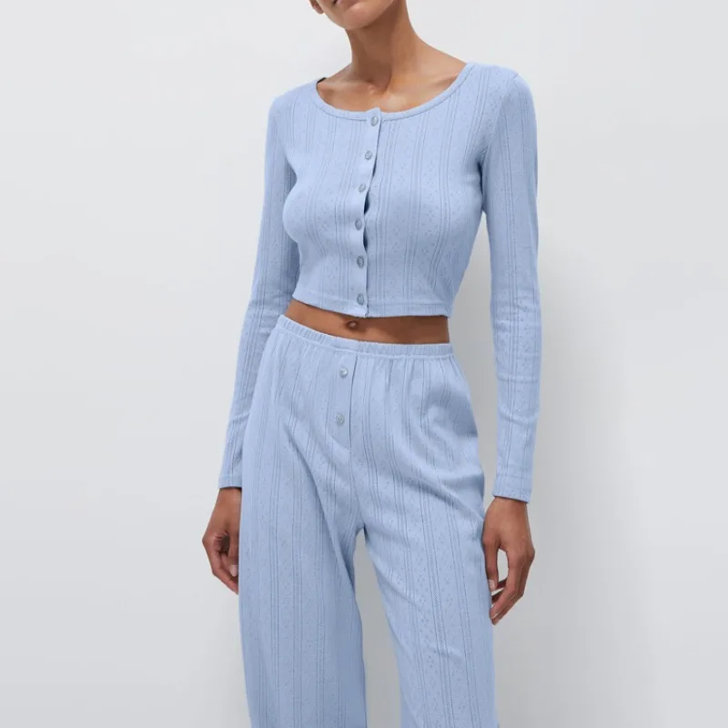 2025 New Women's Pajama Set European American Fashion Jacquard Long Sleeve Cardigan Top Casual Trousers Two Piece Outfit L Size
2025 New Women's Pajama Set European American Fashion Jacquard Long Sleeve Cardigan Top Casual Trousers Two Piece Outfit L Size