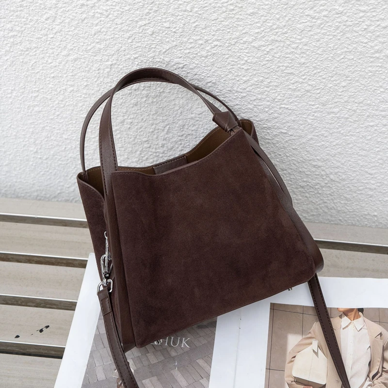 Hifashion замшевые сумки-тоут из натуральной коровьей кожи для женщин, 2024, роскошные дизайнерские сумки через плечо для покупок, офисные женские сумки
Hifashion замшевые сумки-тоут из натуральной коровьей кожи для женщин, 2024, роскошные дизайнерские сумки через плечо для покупок, офисные женские сумки