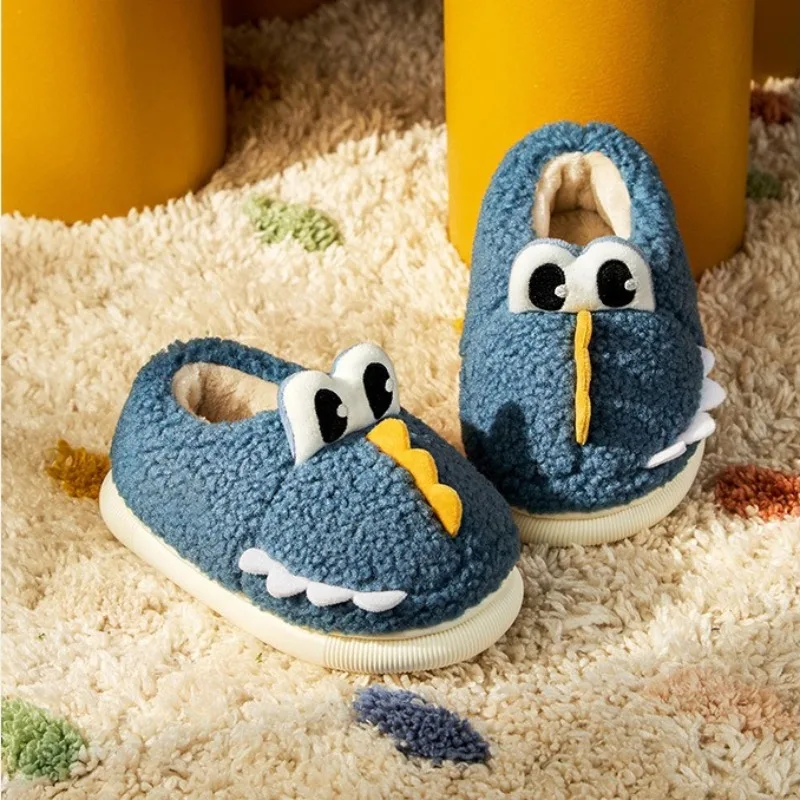 Plush Kids Slippers for Boys House Indoor Shoes Anti Slip Cotton Slippers Cartoon Dinosaur Warm Toe Wrap Cotton Shoes
Plush Kids Slippers for Boys House Indoor Shoes Anti Slip Cotton Slippers Cartoon Dinosaur Warm Toe Wrap Cotton Shoes
