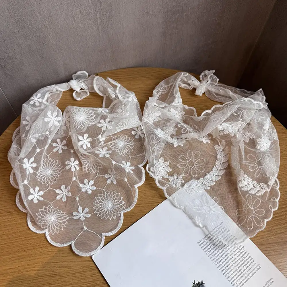 Vintage Solid Color Floral Lace Hair Scarf Women Elegant Neck Scarf Hair Kerchief Retro Triangle Headscarf Hijab Summer Headband
Vintage Solid Color Floral Lace Hair Scarf Women Elegant Neck Scarf Hair Kerchief Retro Triangle Headscarf Hijab Summer Headband