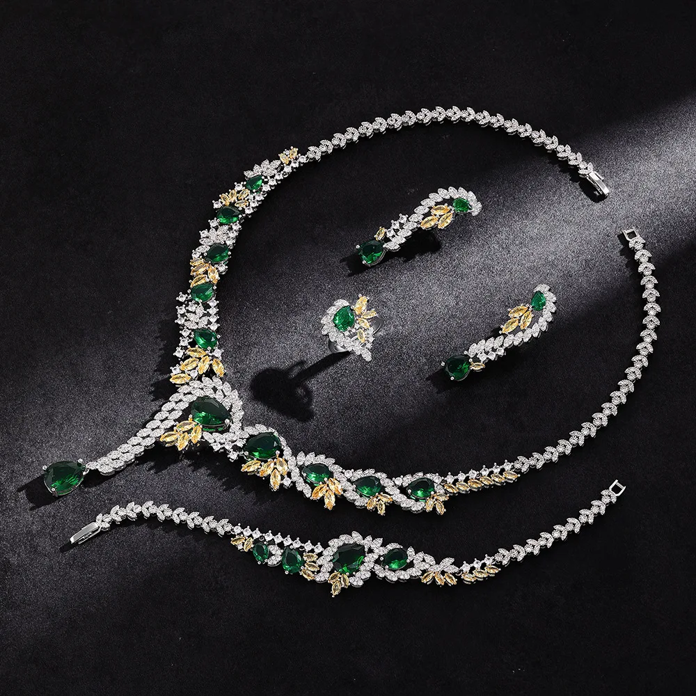 Luxury Green Crystal Jewelry Set for Women Wedding Necklace Bracelet Earrings Ring Elegant Leaf Design Bridal Statement
Luxury Green Crystal Jewelry Set for Women Wedding Necklace Bracelet Earrings Ring Elegant Leaf Design Bridal Statement