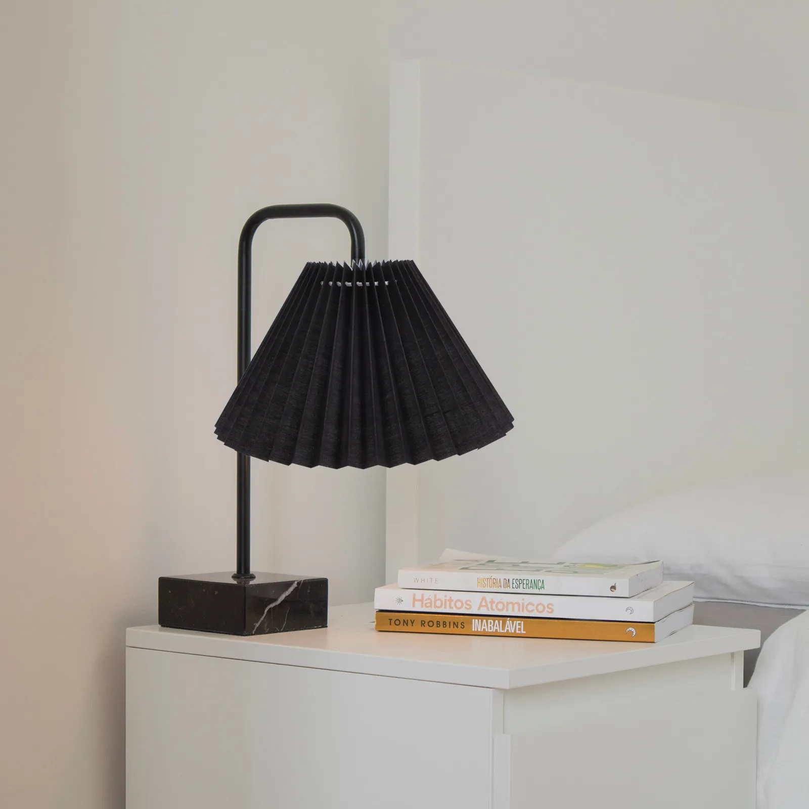 Modern Black Fabric Lampshade with Pleated Style Heavy Duty Metal Base Easy Installation for Living Room Bedroom Home Hotel Use
Modern Black Fabric Lampshade with Pleated Style Heavy Duty Metal Base Easy Installation for Living Room Bedroom Home Hotel Use