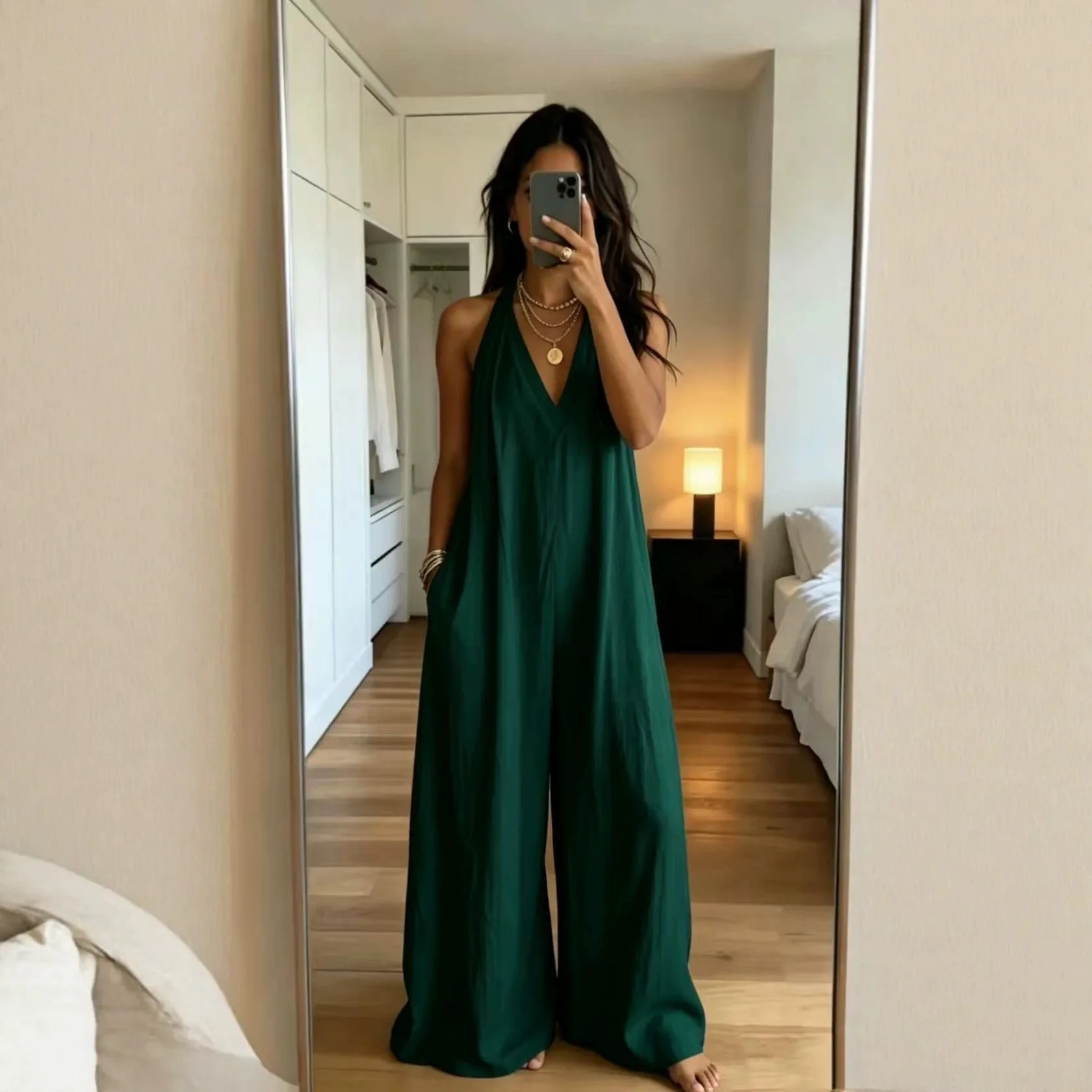 New Summer Women's Fashion Casual Sleeveless Rompers Female Loose Pockets Deep V-neck Simple Elegant Comfortable Jumpsuit Solid
New Summer Women's Fashion Casual Sleeveless Rompers Female Loose Pockets Deep V-neck Simple Elegant Comfortable Jumpsuit Solid