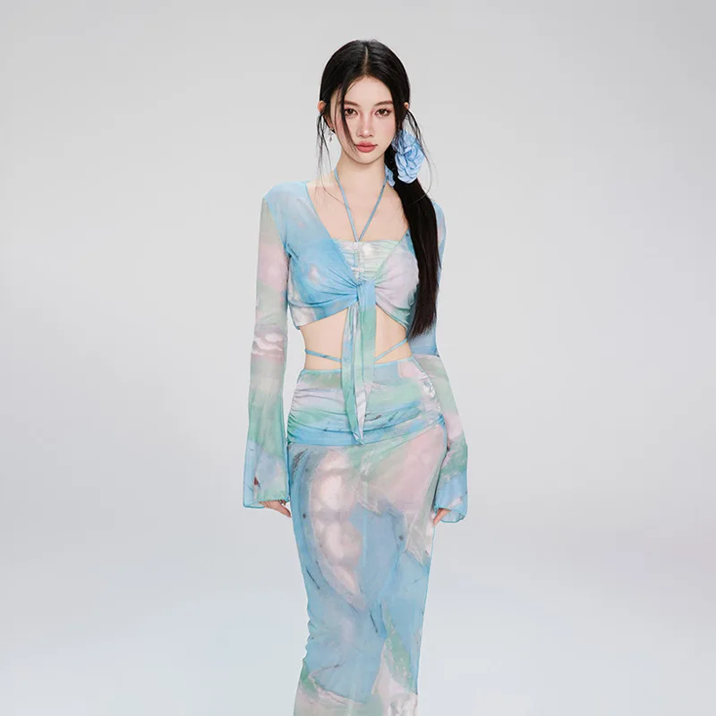 Новый комплект бикини из 4 предметов 2026 года: женский элитный сексуальный купальник-кокетка из двух частей с длинными рукавами и макси-юбкой для пляжа
Новый комплект бикини из 4 предметов 2026 года: женский элитный сексуальный купальник-кокетка из двух частей с длинными рукавами и макси-юбкой для пляжа