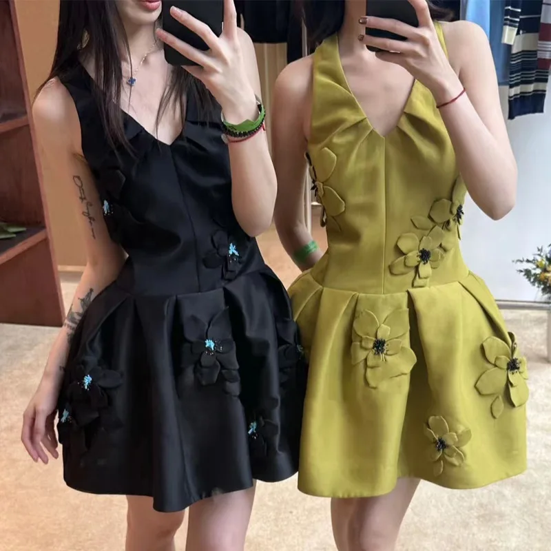 Ele V-ne Hand-sewn Flower Waist-cinching Dr Faionable Autumn Winter New Arrival Svel High Waist A-line Skirt
Ele V-ne Hand-sewn Flower Waist-cinching Dr Faionable Autumn Winter New Arrival Svel High Waist A-line Skirt