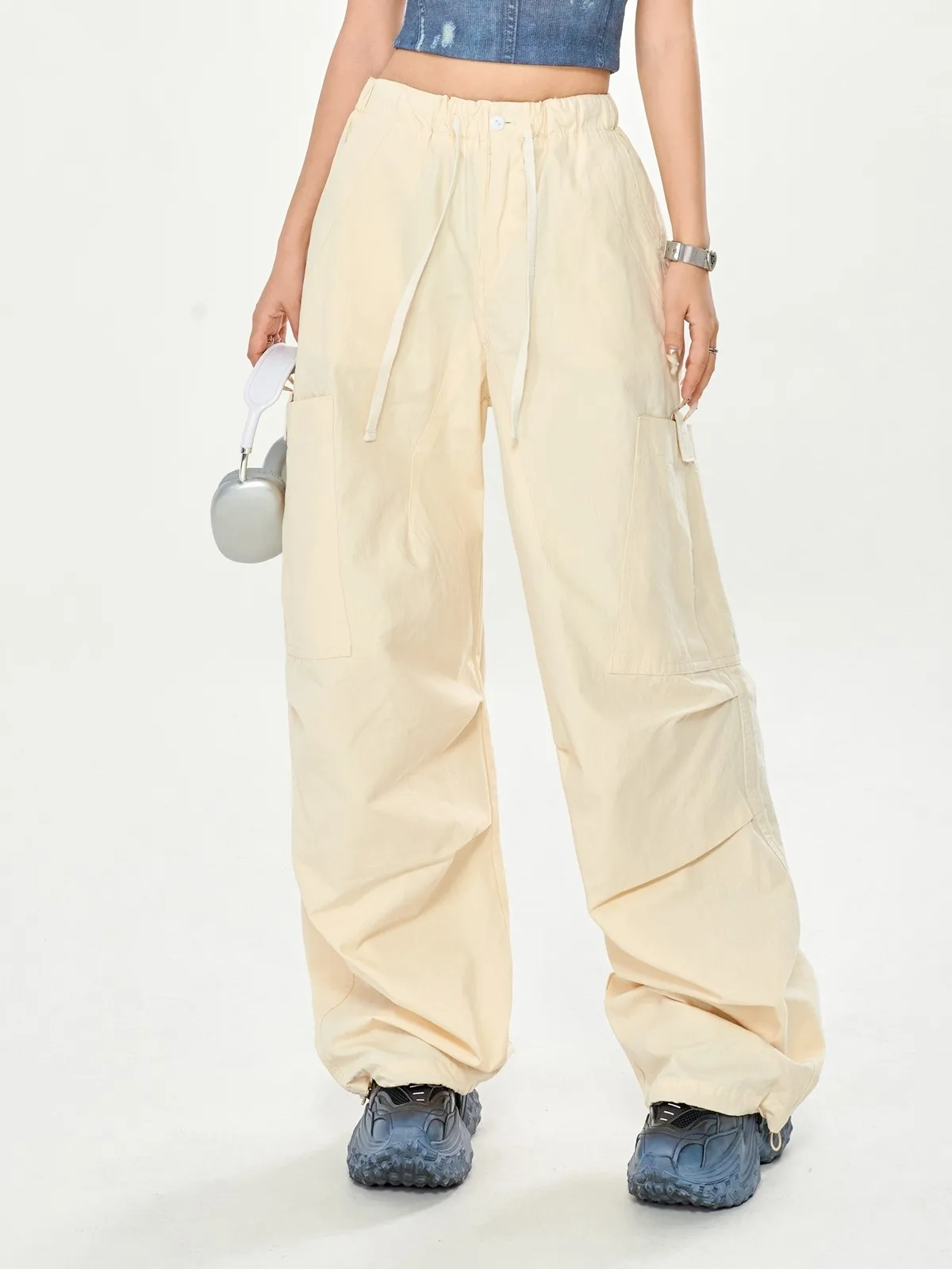 ZHISILAO Solid Cargo Pants Women Casual Chic Y2K Cotton Drawstring Trousers Summer 2024 Streetwear Pants
ZHISILAO Solid Cargo Pants Women Casual Chic Y2K Cotton Drawstring Trousers Summer 2024 Streetwear Pants