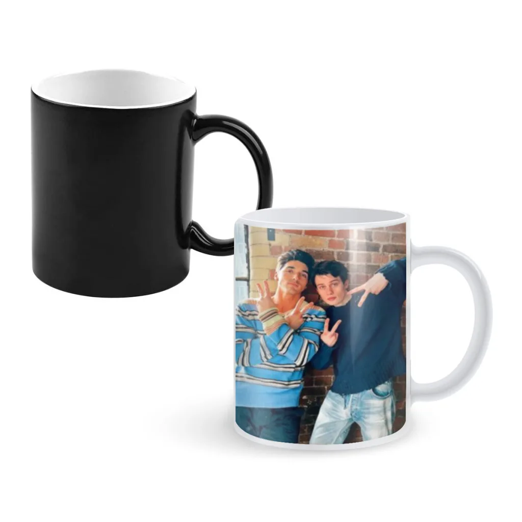 Red White & Royal Blue Classic Creativity Change Color Chang mug Ceramic mug Hot Coffee Cup Breakfast Cup mug Friend Gift
Red White & Royal Blue Classic Creativity Change Color Chang mug Ceramic mug Hot Coffee Cup Breakfast Cup mug Friend Gift