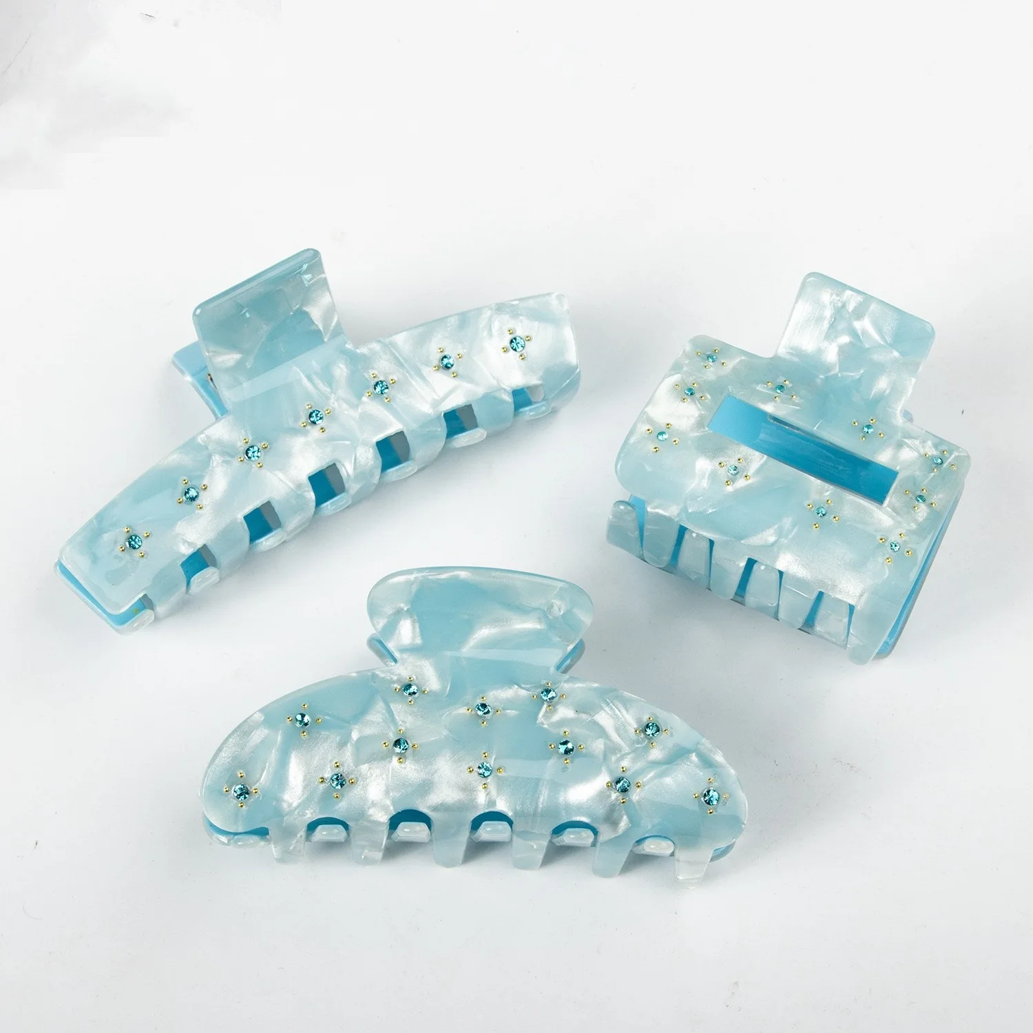 Kinling New Sweet Rhinestone Hair Claw Premium Sensing Diamond Shark Clip Summer Style for Women Girls Hair Accessories
Kinling New Sweet Rhinestone Hair Claw Premium Sensing Diamond Shark Clip Summer Style for Women Girls Hair Accessories