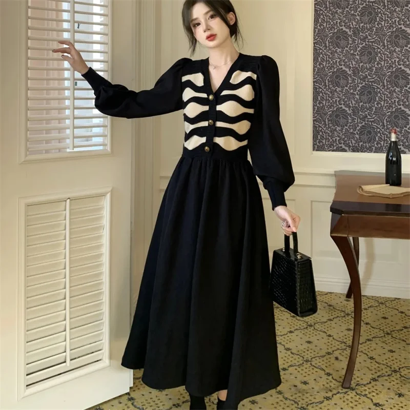 Spring Fall Ladies Fake Two Pieces Mid-Long Sweater Dress Female Splicing Knitting Dress Women New Leisure V-Collar Long Dresses
Spring Fall Ladies Fake Two Pieces Mid-Long Sweater Dress Female Splicing Knitting Dress Women New Leisure V-Collar Long Dresses