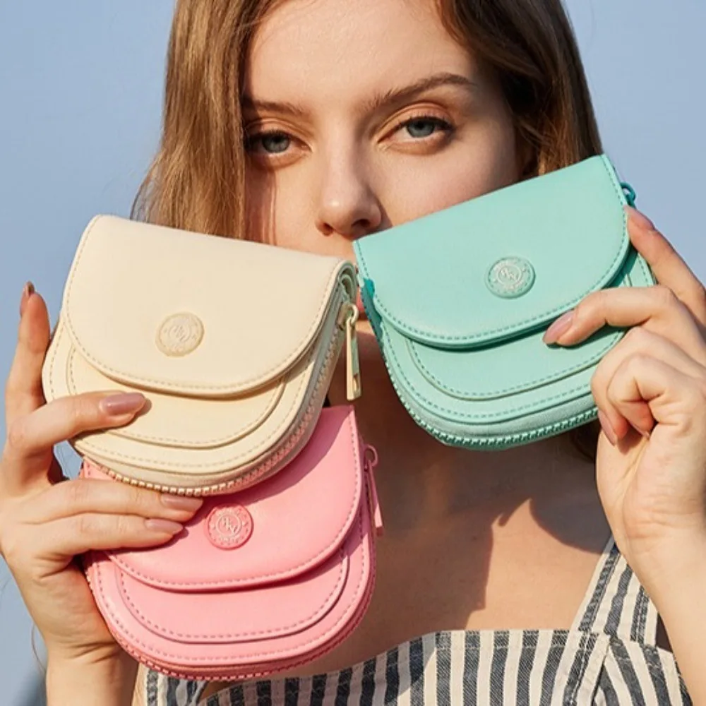 Korean Style PU Leather Coin Bag Solid Color Lipstick Earphone Pouch Multi-card Coin Wallet Purse Card Holder Mini Storage Bag
Korean Style PU Leather Coin Bag Solid Color Lipstick Earphone Pouch Multi-card Coin Wallet Purse Card Holder Mini Storage Bag