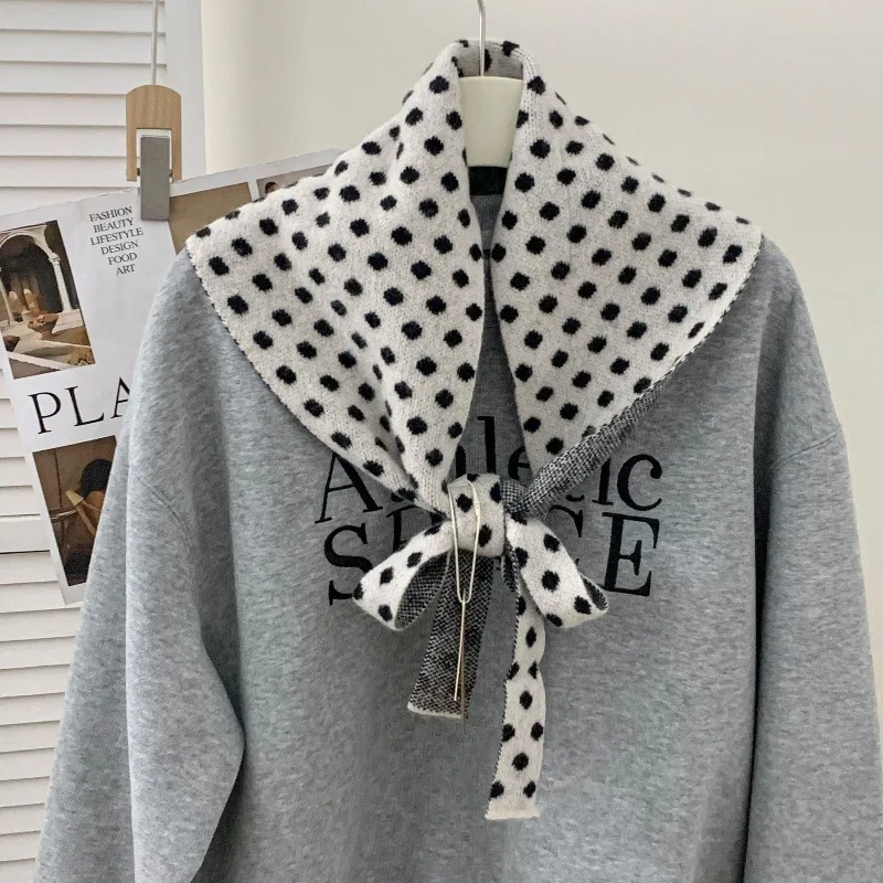 Новый многофункциональный шарф-платок в горошек с треугольным узором, для ношения на талии, многослойный, модный и универсальный, для женщин
Новый многофункциональный шарф-платок в горошек с треугольным узором, для ношения на талии, многослойный, модный и универсальный, для женщин