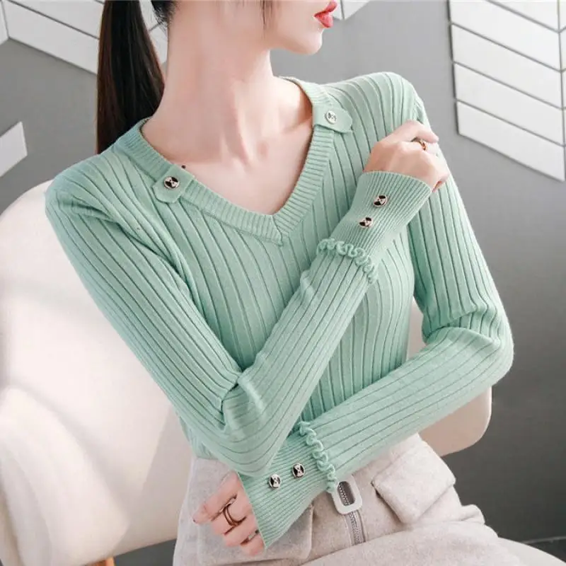 2025 Autumn Winter New Women Fashion Design V Neck Sweater Korean Edition Long Sleeve Button Knitted Bottom Shirt Interior Tops
2025 Autumn Winter New Women Fashion Design V Neck Sweater Korean Edition Long Sleeve Button Knitted Bottom Shirt Interior Tops