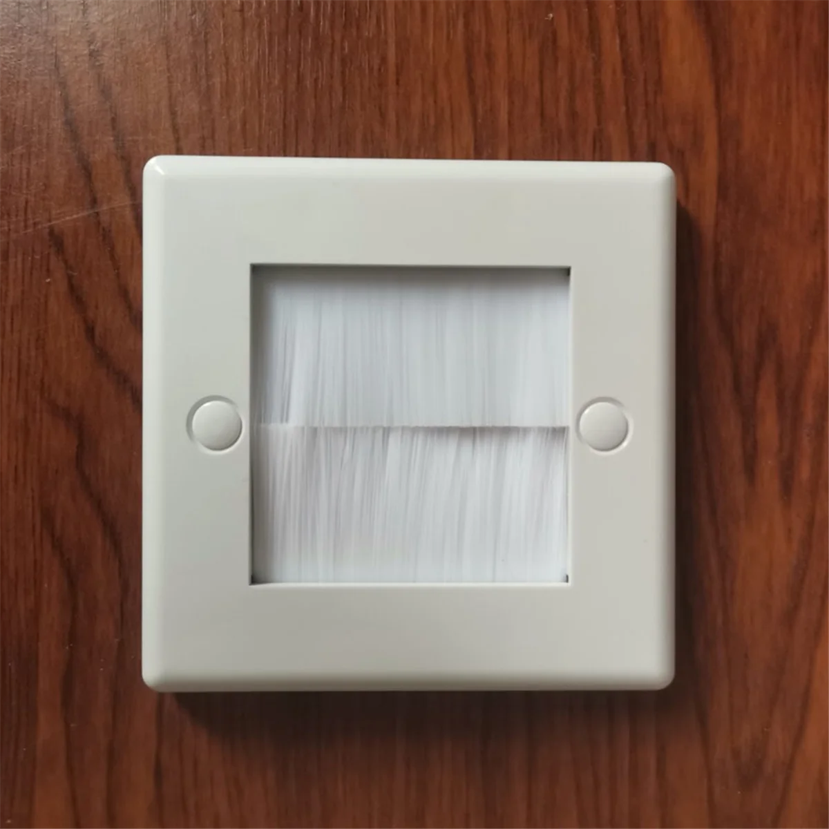 The New 2Pcs Flush Brush Wall Plate Brush Single 1 Gang Wall Outlet Cable Entry Plate Tidy Mount Face Plate Wall Plate Black
The New 2Pcs Flush Brush Wall Plate Brush Single 1 Gang Wall Outlet Cable Entry Plate Tidy Mount Face Plate Wall Plate Black